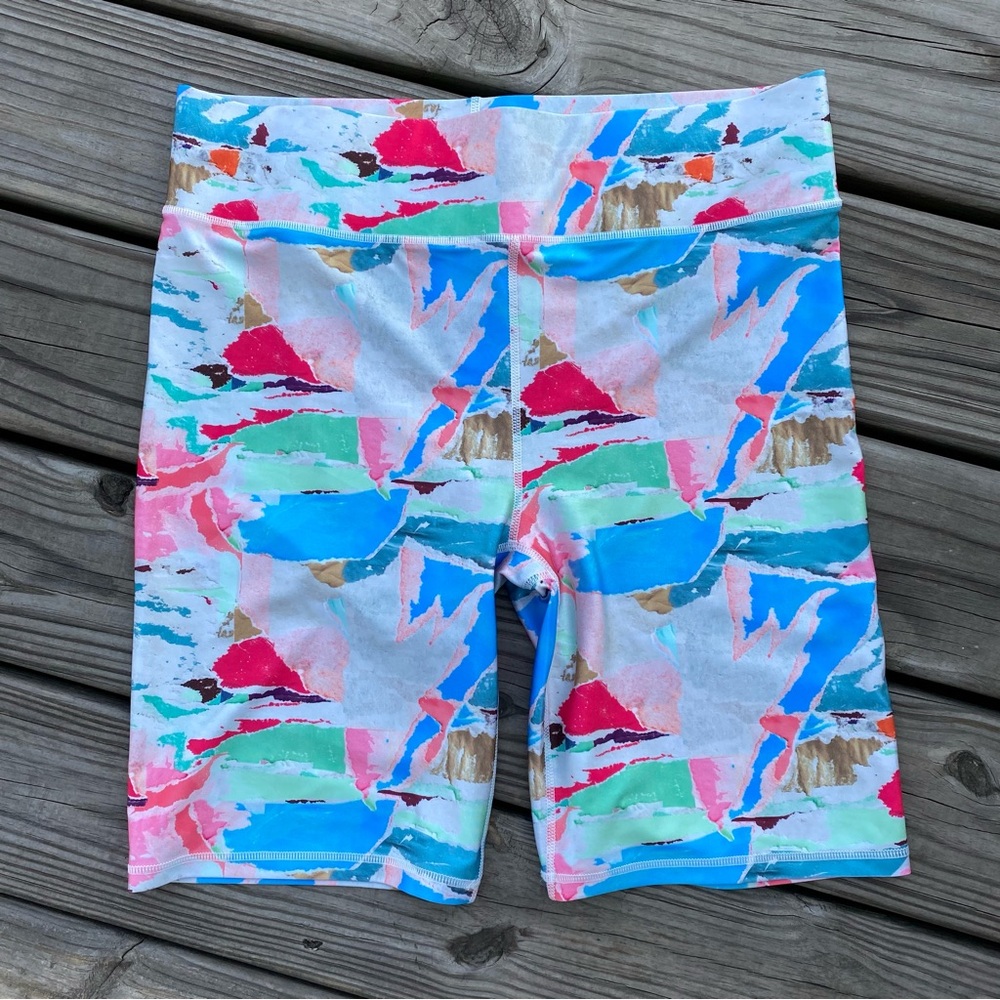 TEREZ High Waisted Bike Shorts Geometric Print